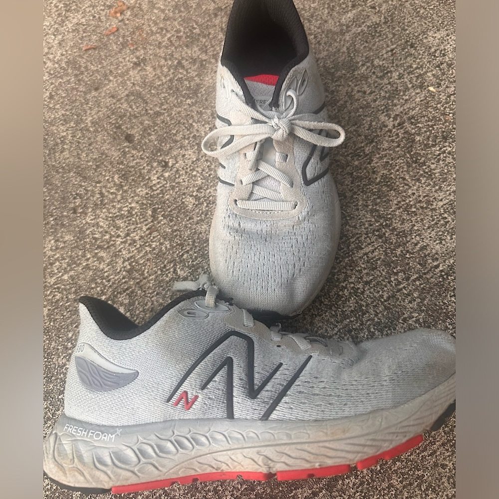 New Balance Grey 880 4y